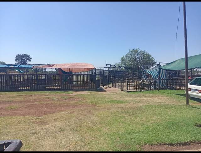 93,766M² FARM FOR SALE IN ROODS GARDENS